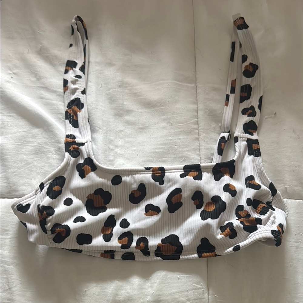 Leopard Print bathingsuit  Top
